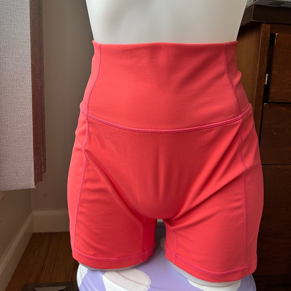 P'tula High-Waisted Coral Shorts